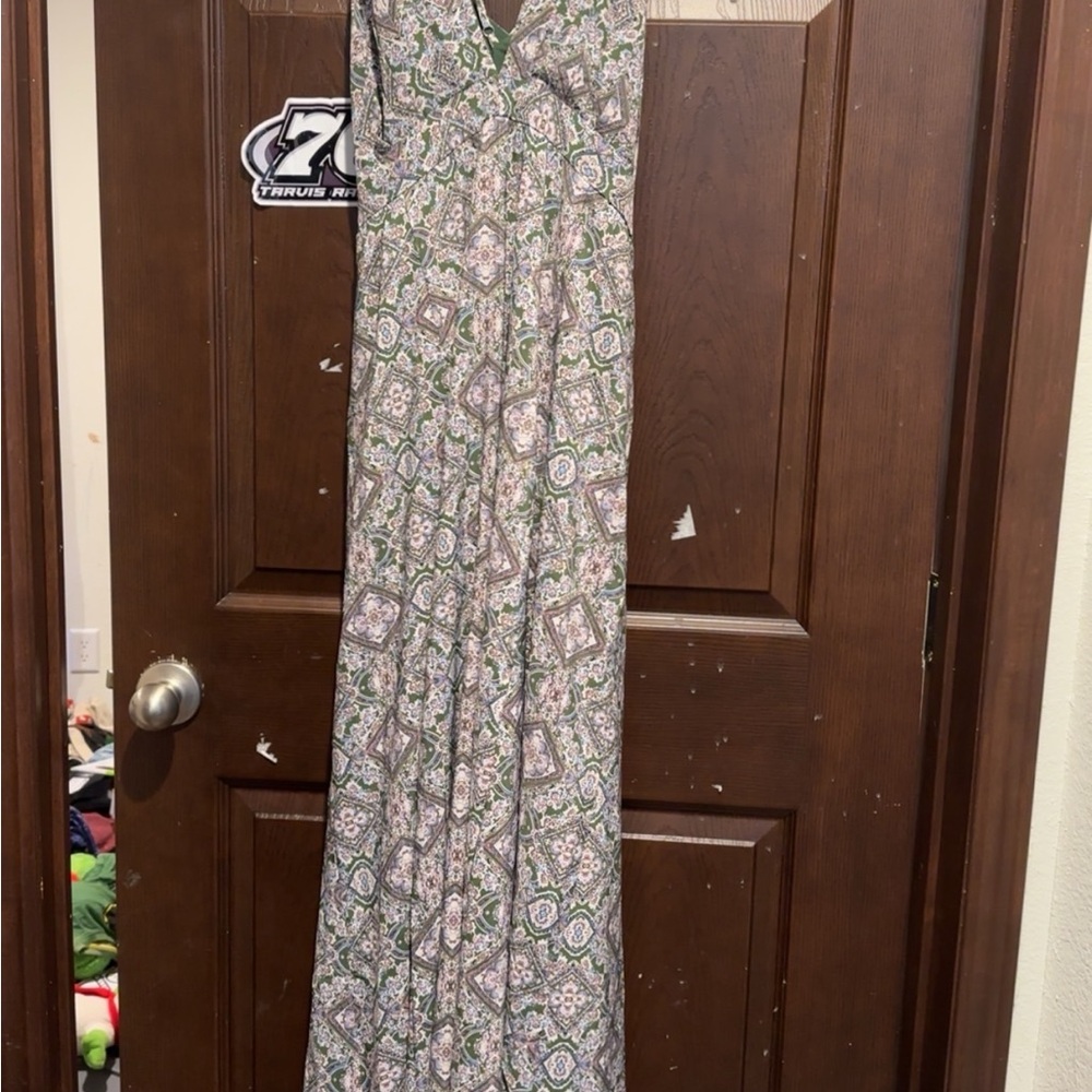 Elegant Green Patterned Maxi Dress